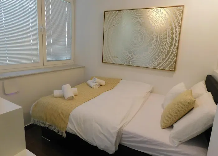 Modern Center Studio Under The Castle V Apartma Ljubljana