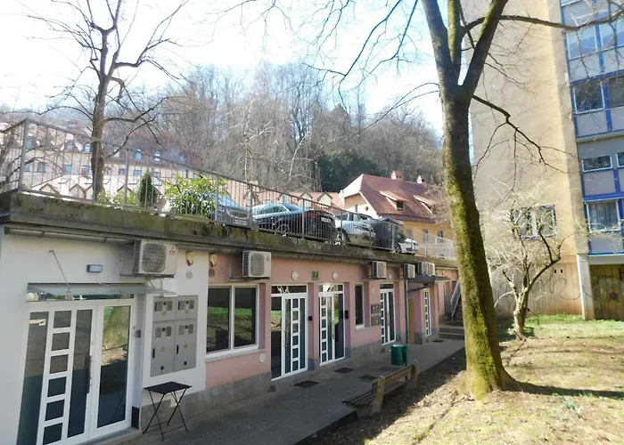 Apartma Modern Center Studio Under The Castle V *